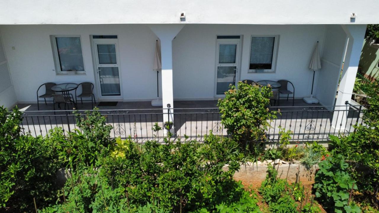 Apartmani Skalinada Marina  Exterior foto